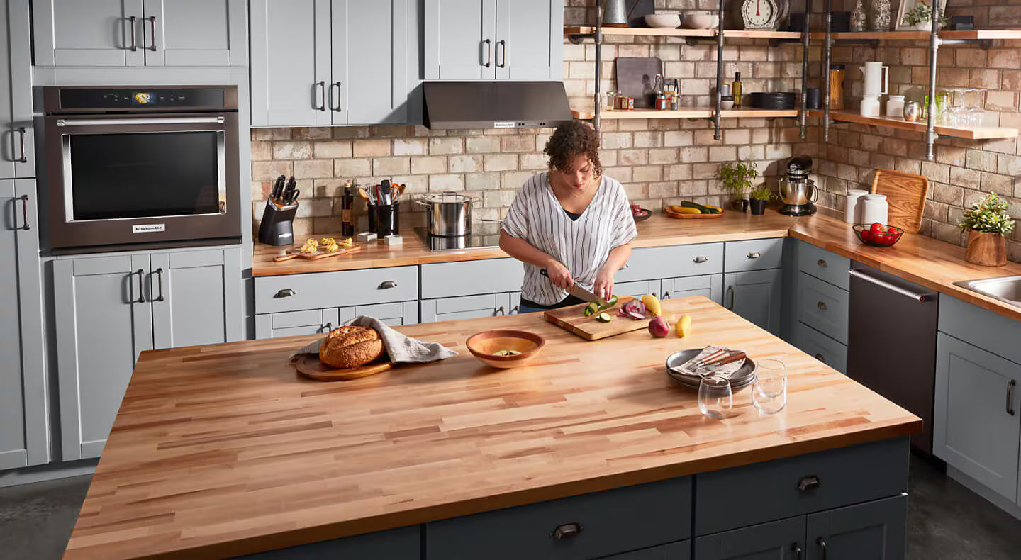 How to Set Up a Functional Kitchen in a Small Canadian Apartment